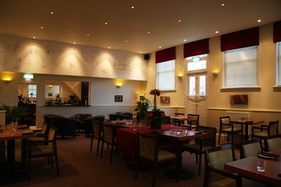 Restaurant 27