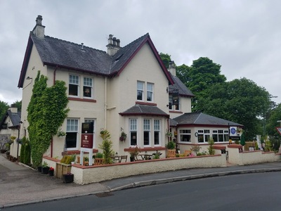 Russell's Restaurant at Smiddy House