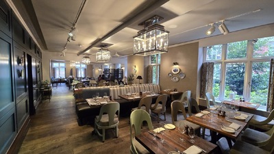 Caxton Grill