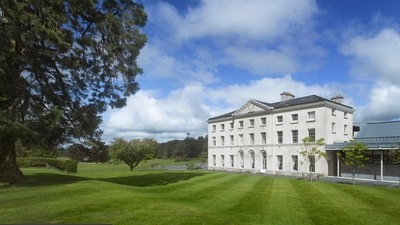 Botanica Restaurant at the Farnham Estate Spa and Golf Resort