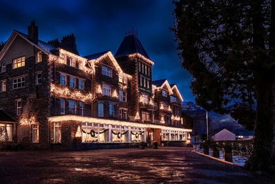Lake View Restaurant at the Lodore Falls Hotel