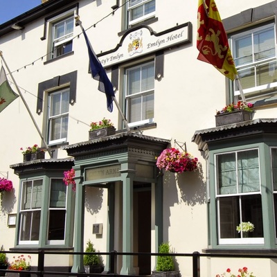 Emlyn Hotel