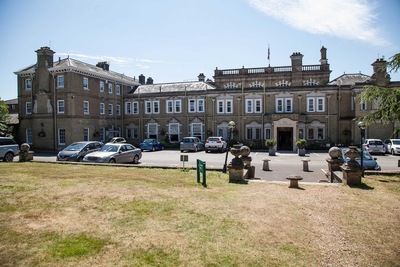 Best Western Chilworth Manor