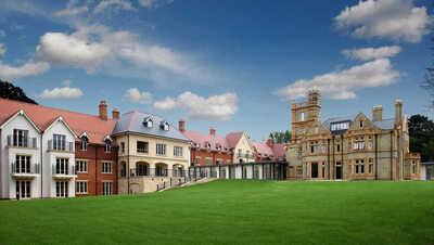 The Redwood Bistro at Bishopstoke Park