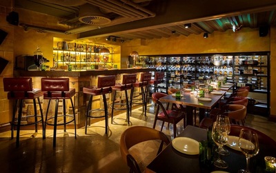 Social Wine And Tapas