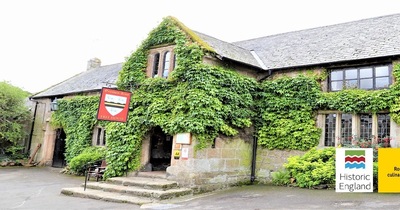 The Oxenham Arms