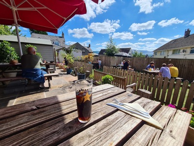 Three Horseshoes Inn