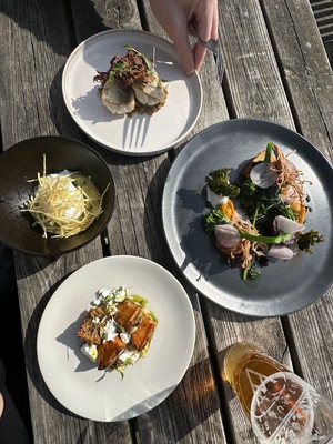 Three Horseshoes Inn