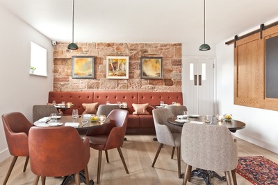 Pentonbridge Inn