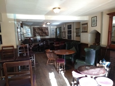 The Crown and Cushion