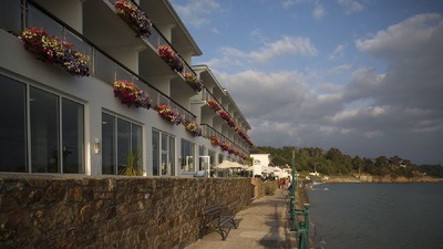 The Grill at L'Horizon Beach Hotel