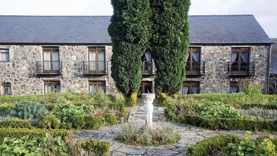 Llwyn y Brain Dining Room at the Seiont Manor Hotel