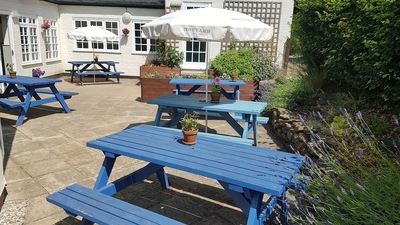 Fox and Hounds