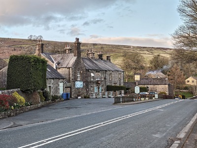 Clarendon Country Pub