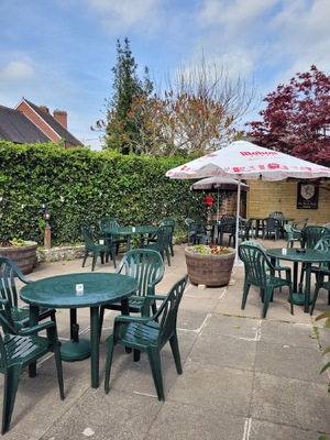 The Old Black Lion
