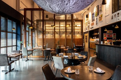 Lunar at the World of Wedgwood