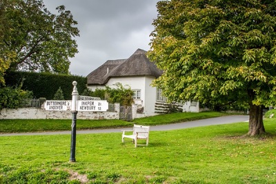 Crown and Anchor