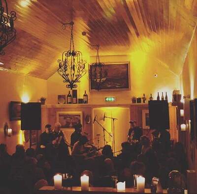 Olde Glen Bar