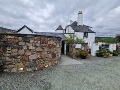 The George Hotel