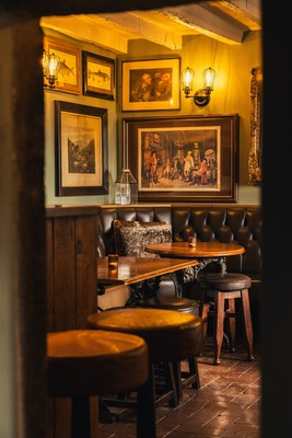 The Horseshoes