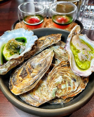 Daise by Tony Parkin