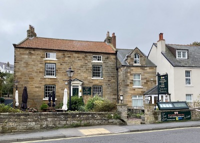 Estbek House