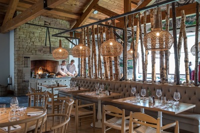 FYR Grill at the North Lakes Hotel